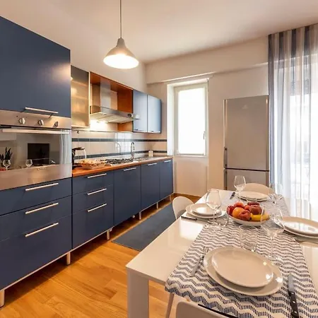 Apartment Bnbutler - Strigelli, 13 - Accogliente Bilocale Con Balcone *