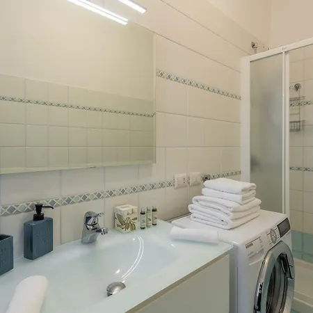 Bnbutler - Strigelli, 13 - Accogliente Bilocale Con Balcone Appartement *