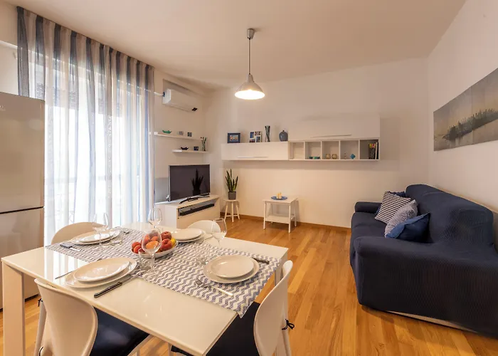 شقة Bnbutler - Strigelli, 13 - Accogliente Bilocale Con Balcone ميلان